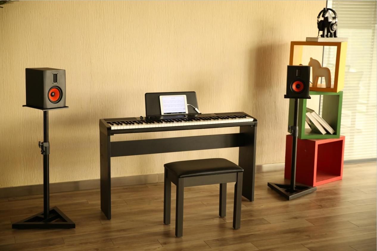 吟飞产品 | 便携式数码钢琴RDP-10： 学习进阶与舞台畅演兼备